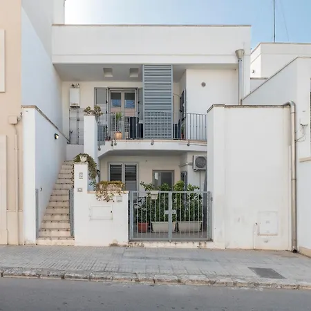 A Due Passi Dal Centro Bilo Apartamento Otranto