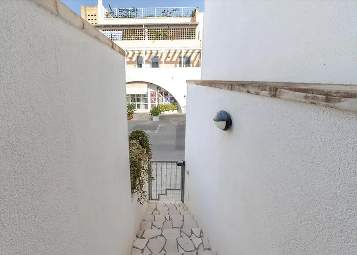 A Due Passi Dal Centro Bilo Apartment Otranto